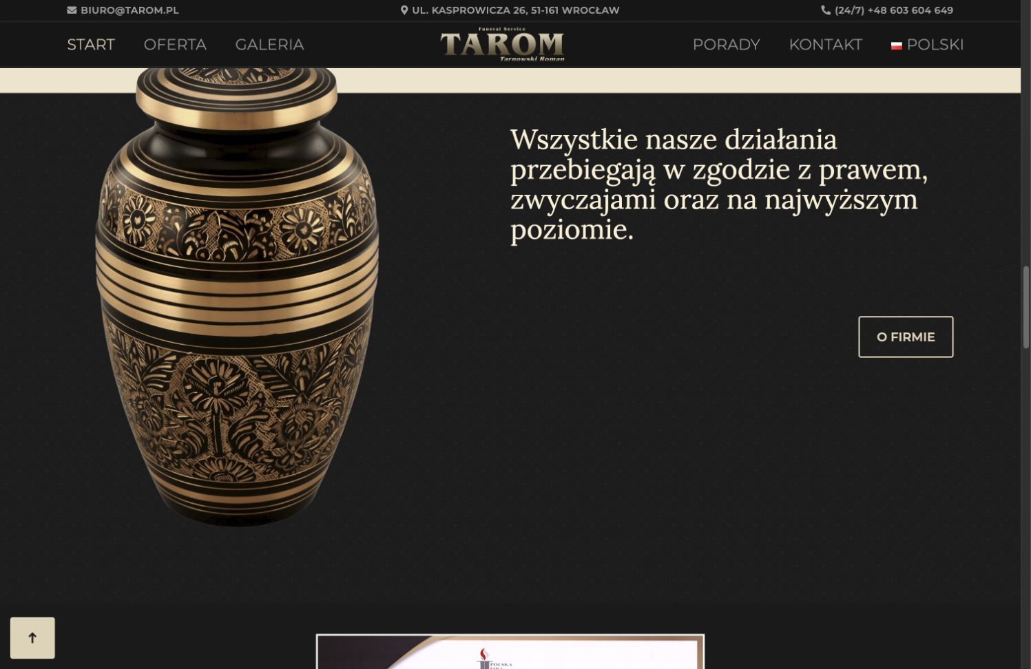 Elegancka prezentacja standardów usług z fotografią urny